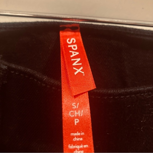 SPANX Sz S Pull On Comfort Waist Ankle Length Pockets The Perfect Pant Jeans - Picture 4 of 9